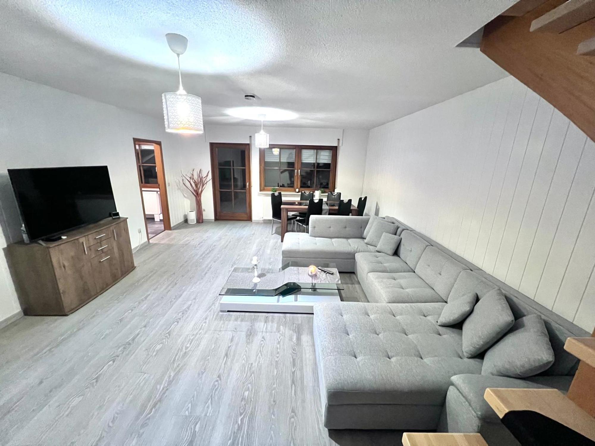 Brulaire Apartment *